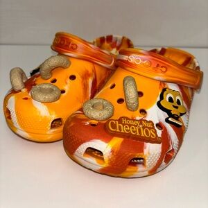 Honey Nut Cheerios X Crocs Size J2